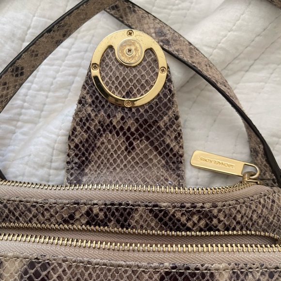 Michael Kors Snakeskin Texture Crossbody Double Pouch - Picture 13 of 14